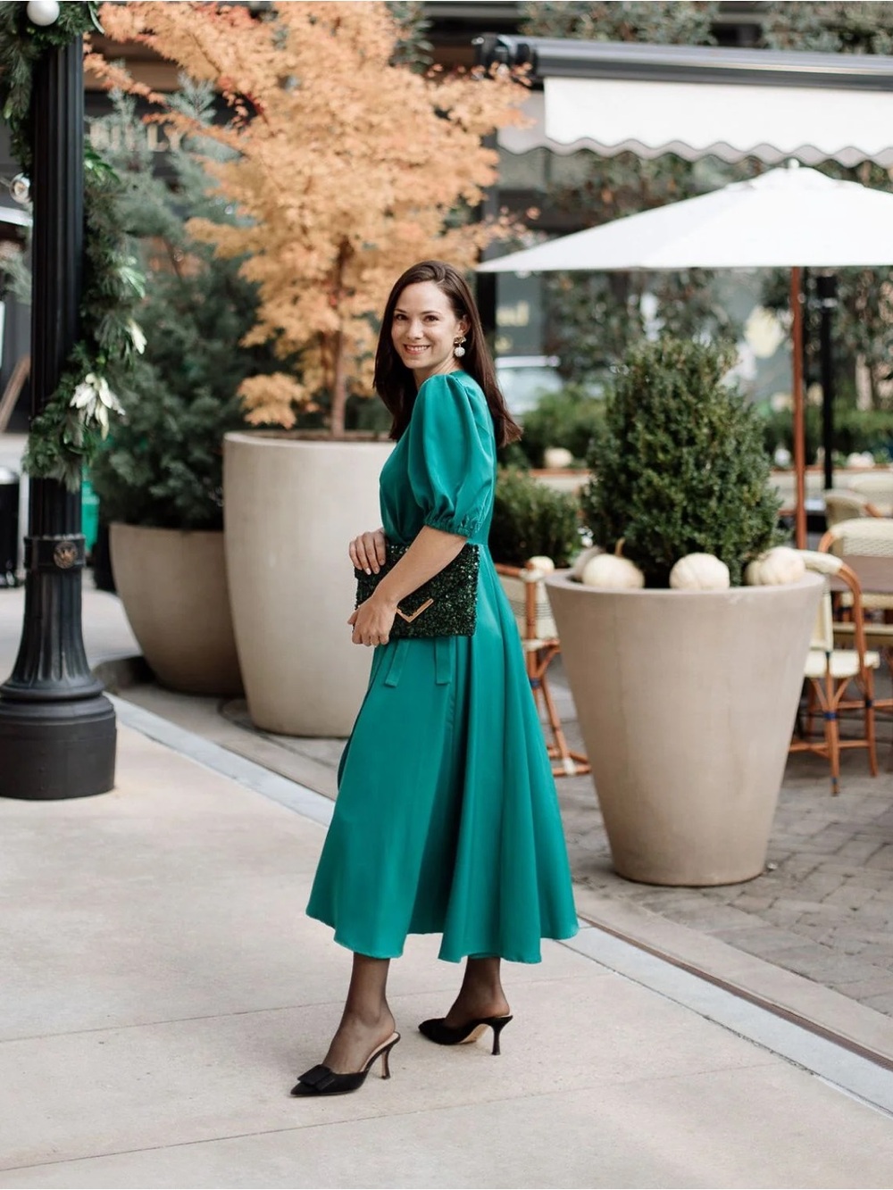 Abbey Glass EUC Teal Wrap Midi Dress with Puff Sleeves and Tie Waist